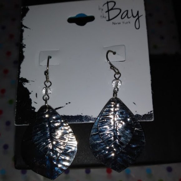 By The Bay New York Jewelry - BY THE BAY NEW YORK LAYERED SILVER LEAF DANGLE EARRINGS**NEW!